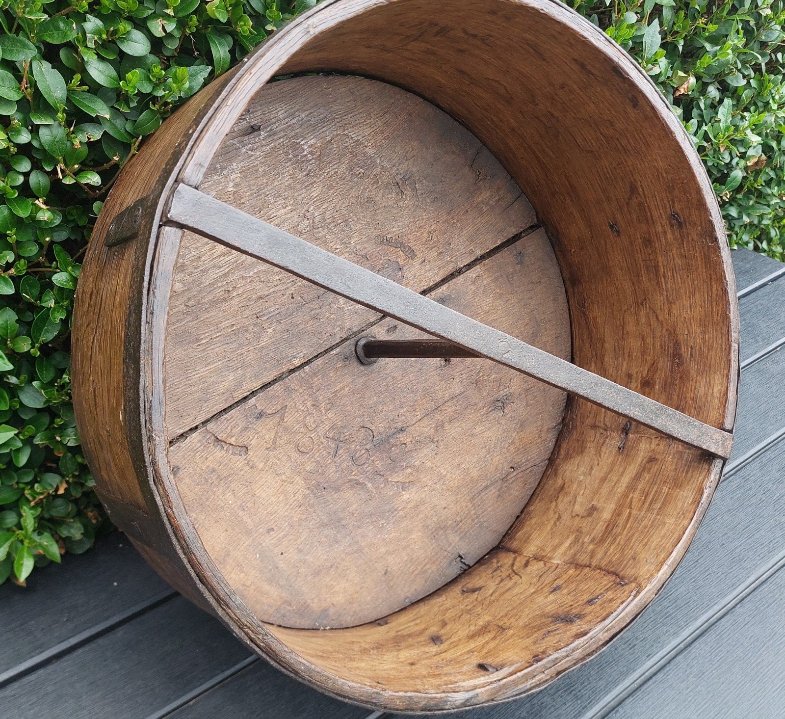 Mesureur à grain en bois ancien/mesureur à boisseau (anno 18, Enlèvement ou Envoi