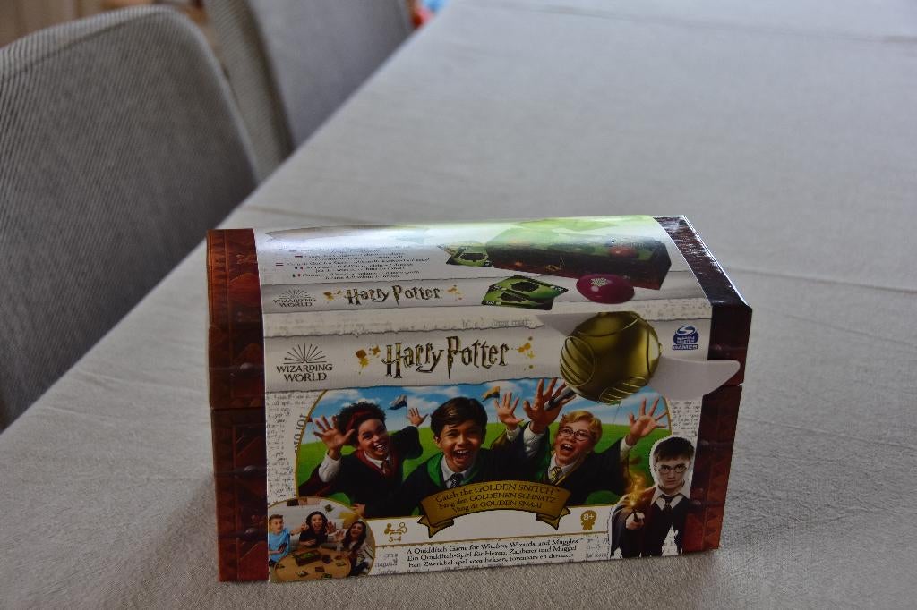 Harry Potter: De Gouden Snaai, Drie of vier spelers, Ophalen, Nieuw, Spin master games