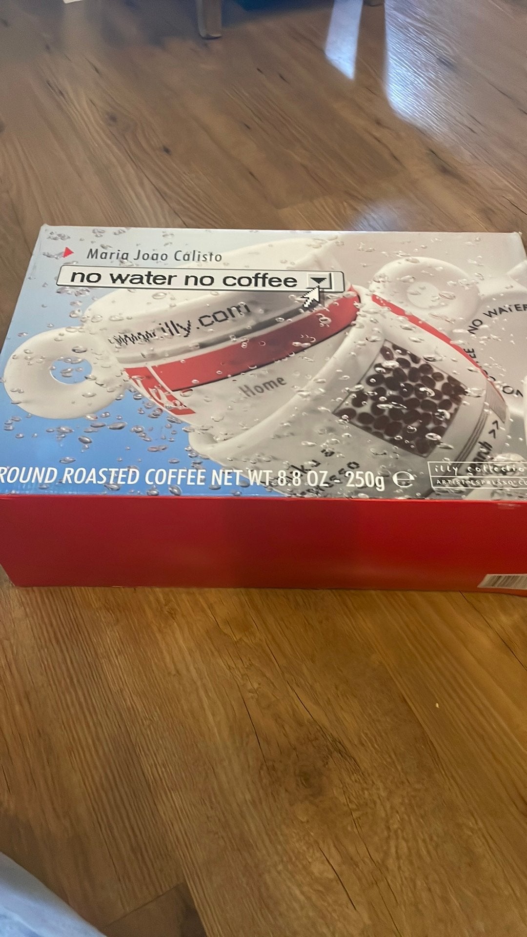 Collection Illy Maria João Calisto, Envoi, Neuf