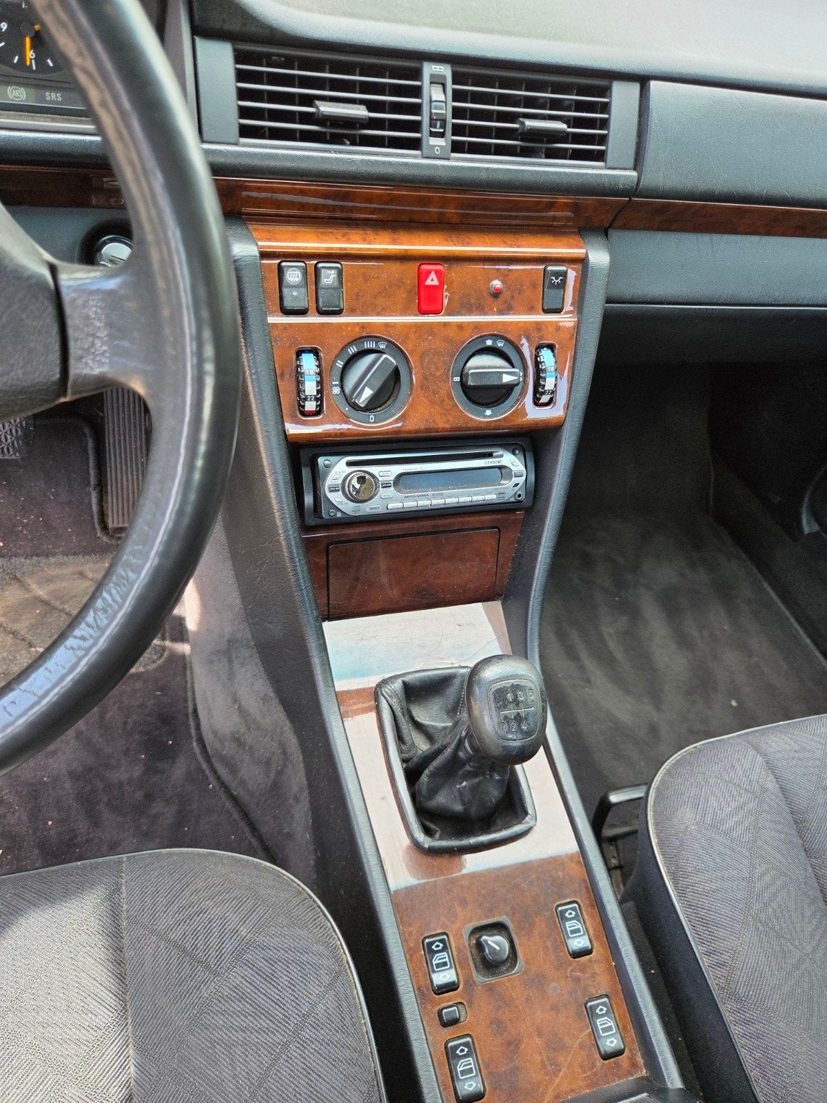 Mercedes E200 Elegance, foto 12