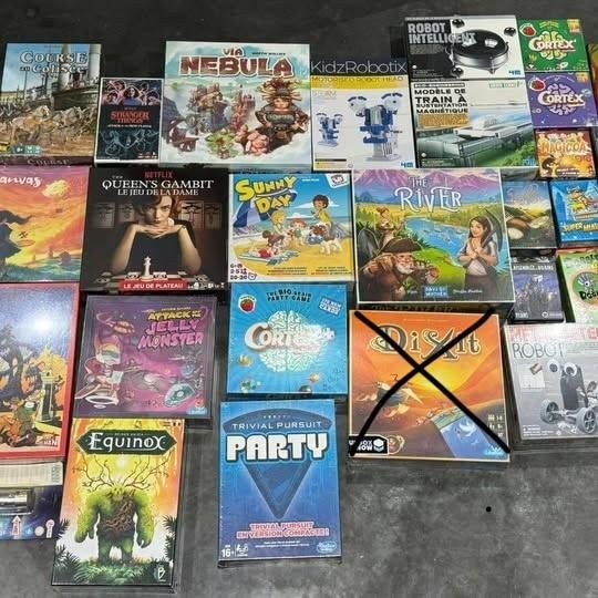 jeux de société NEUF non ouvert  plus de 40 jeux, Enlèvement, Neuf