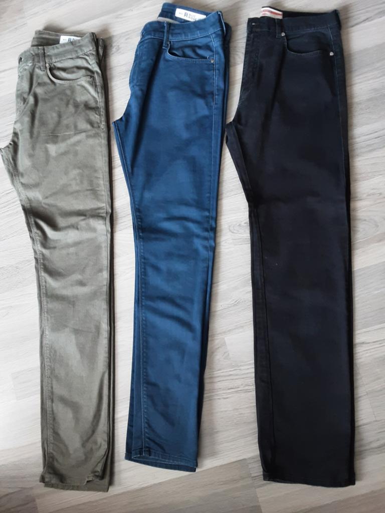 3 broeken maat31/34 samen 10 euro, Ophalen of Verzenden