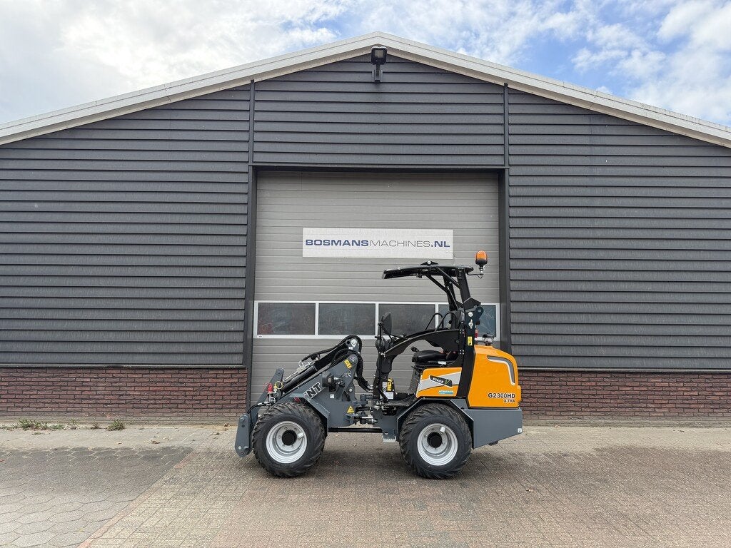 Giant G2300 X-TRA HD minishovel NIEUW €475 LEASE, Tobroco, Info@tobroco.nl, Sprendlingenstraat 57
5061 KM  Oisterwijk, NL, Wiellader of Shovel