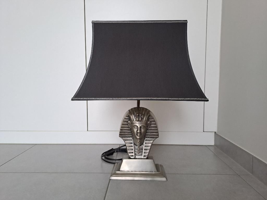 Farao tafellamp jaren 80, Ophalen