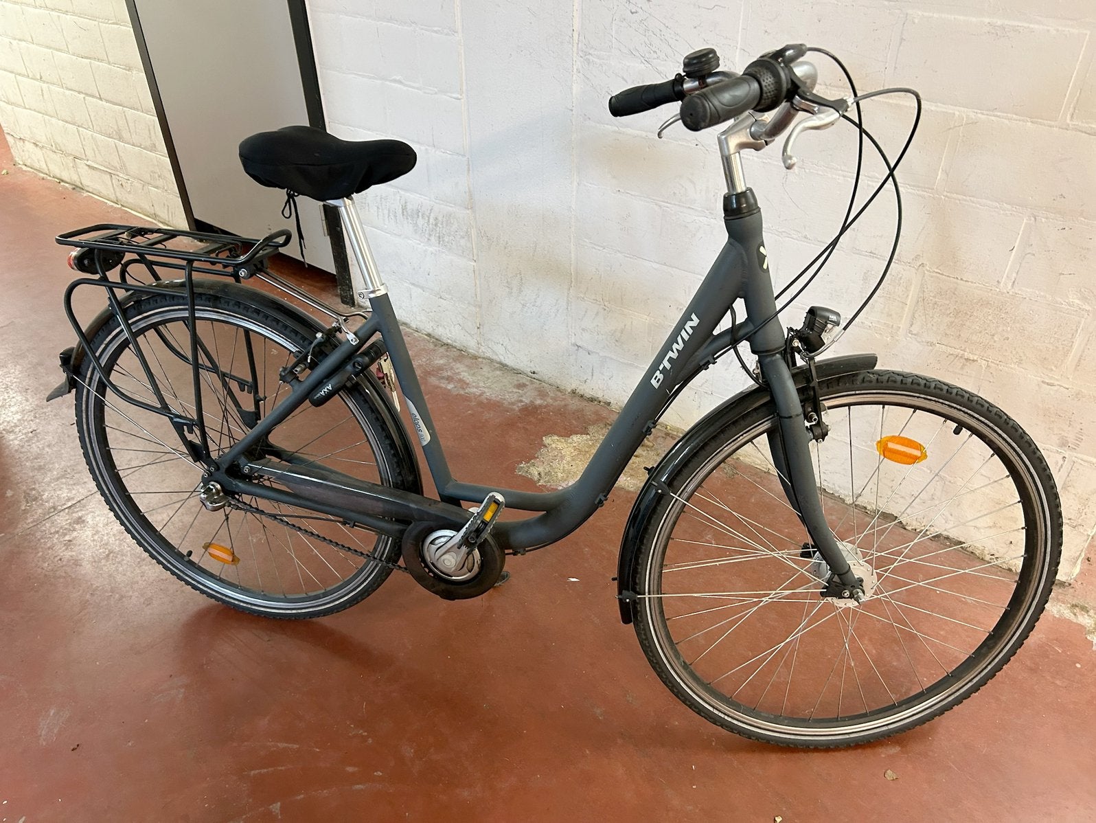 Btwin Elops 900 stadsfiets dames grijs, Gebruikt, (Extra) lage instap, Schijfrem, Ophalen