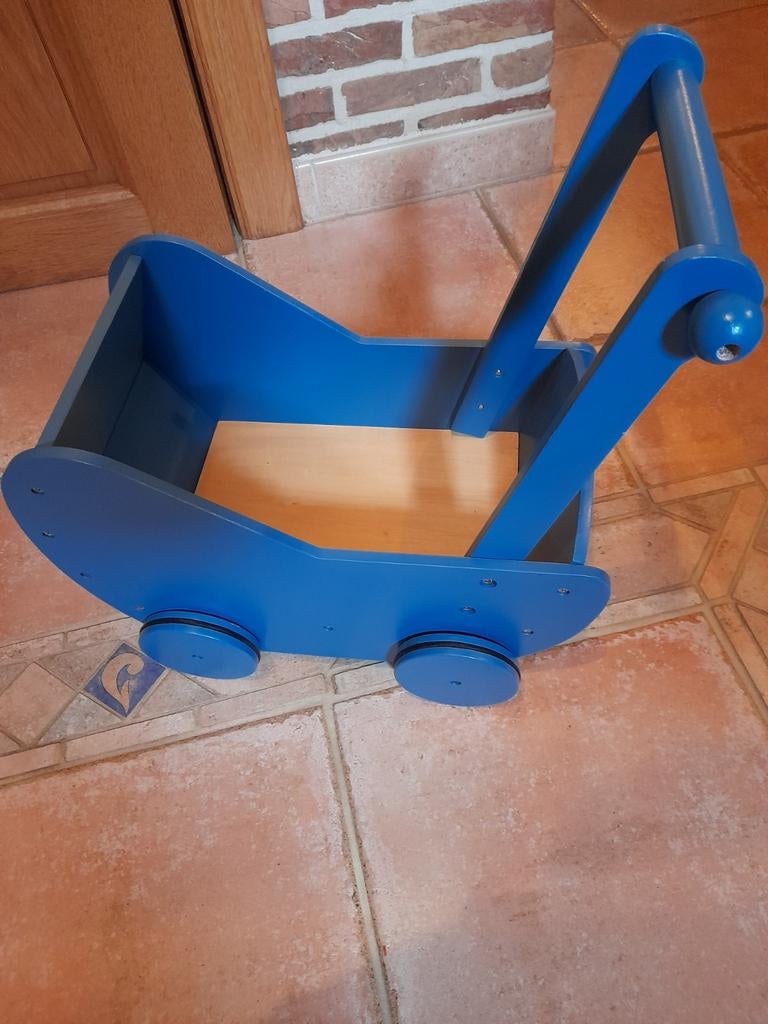 Poppewagen, Ophalen