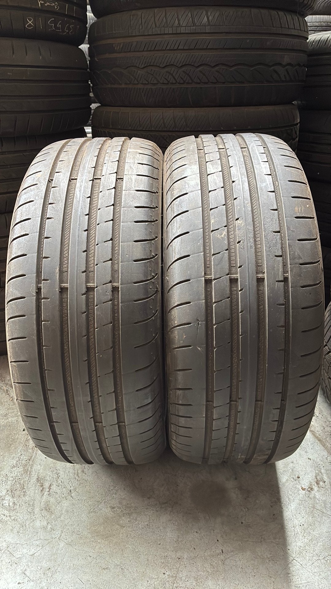 Pneus d'été 2354518 235/45/18 235/45R18 marque Goodyear, Enlèvement