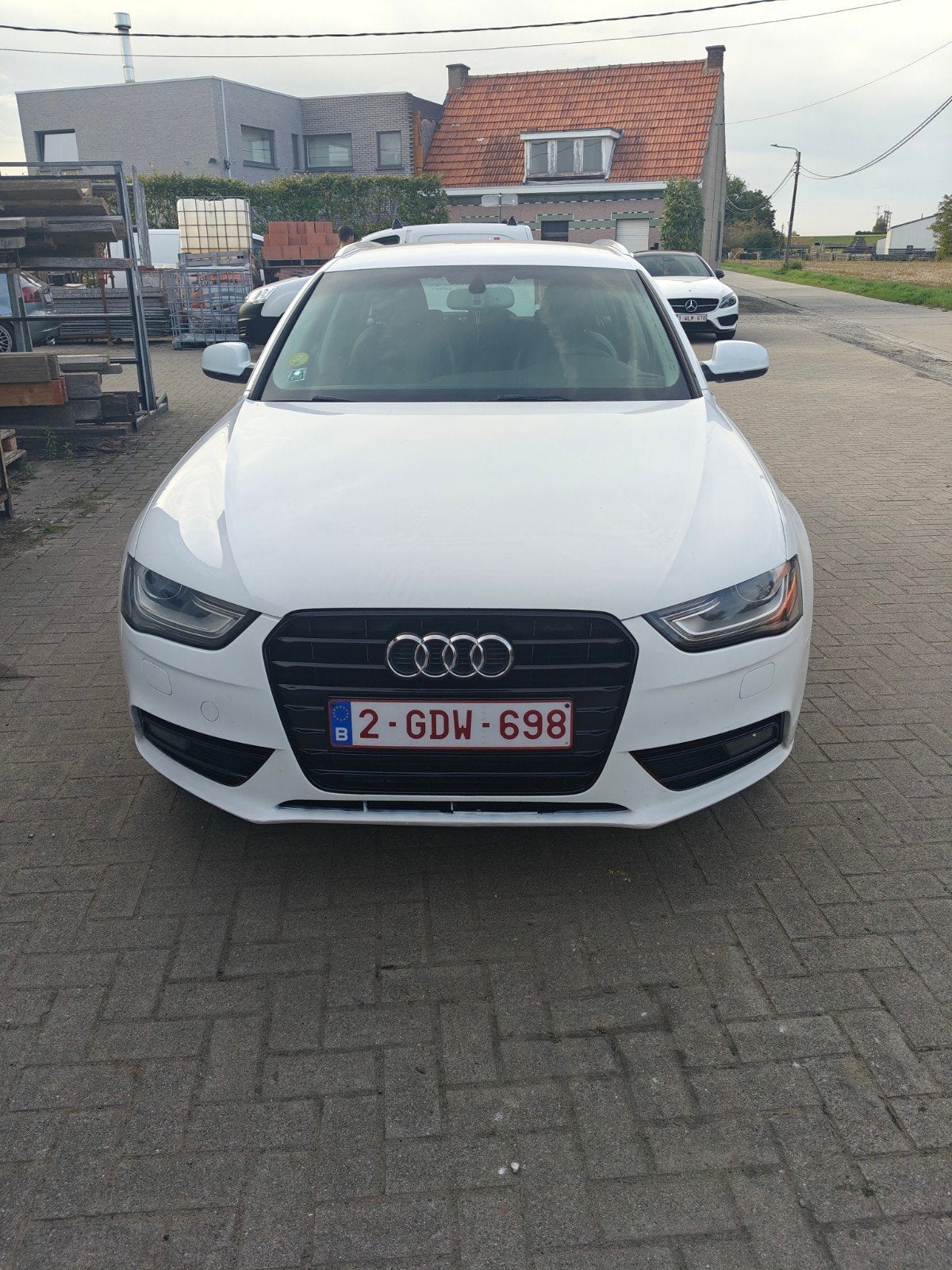 te koop audi a4  automaat 163 pk !!!, Auto's, Euro 5, Zwart, A4, Wit