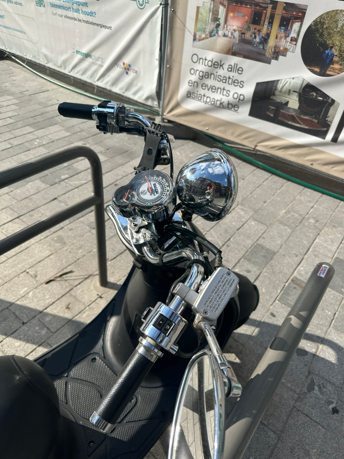 50cc brommer, Entreprise