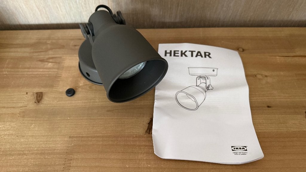 IKEA HEKTAR wandspot / klemspot donkergrijs, Huis en Inrichting, Ophalen, Geschikt voor wandmontage, GU10, LED