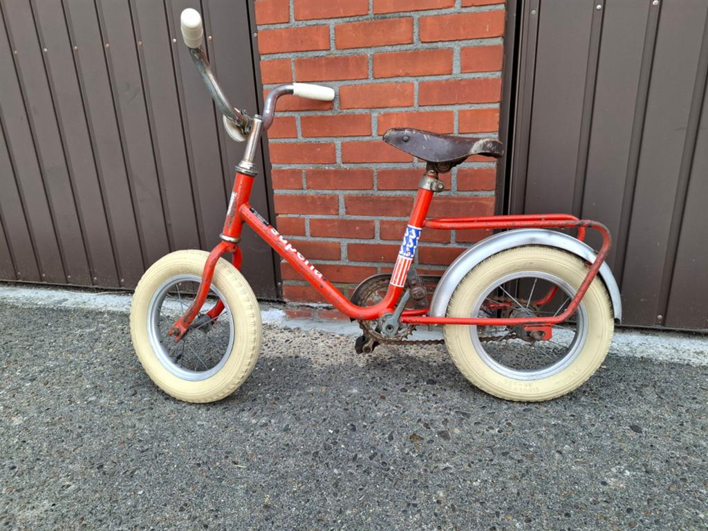 Kinderfietsje, Fietsen en Brommers, Ophalen
