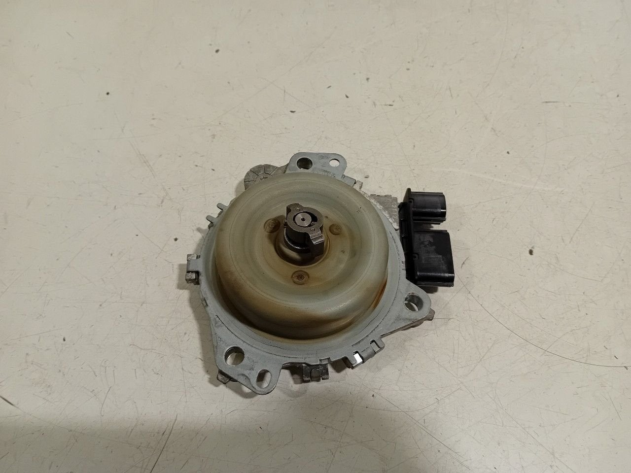 Nokkenas versteller Mazda CX-5, Auto-onderdelen, Onderdelen@venauto.nl, Van der Ven Autorecycling B.V., Gebruikt, Ettenseweg 76, 4706 PB Roosendaal, The Netherlands