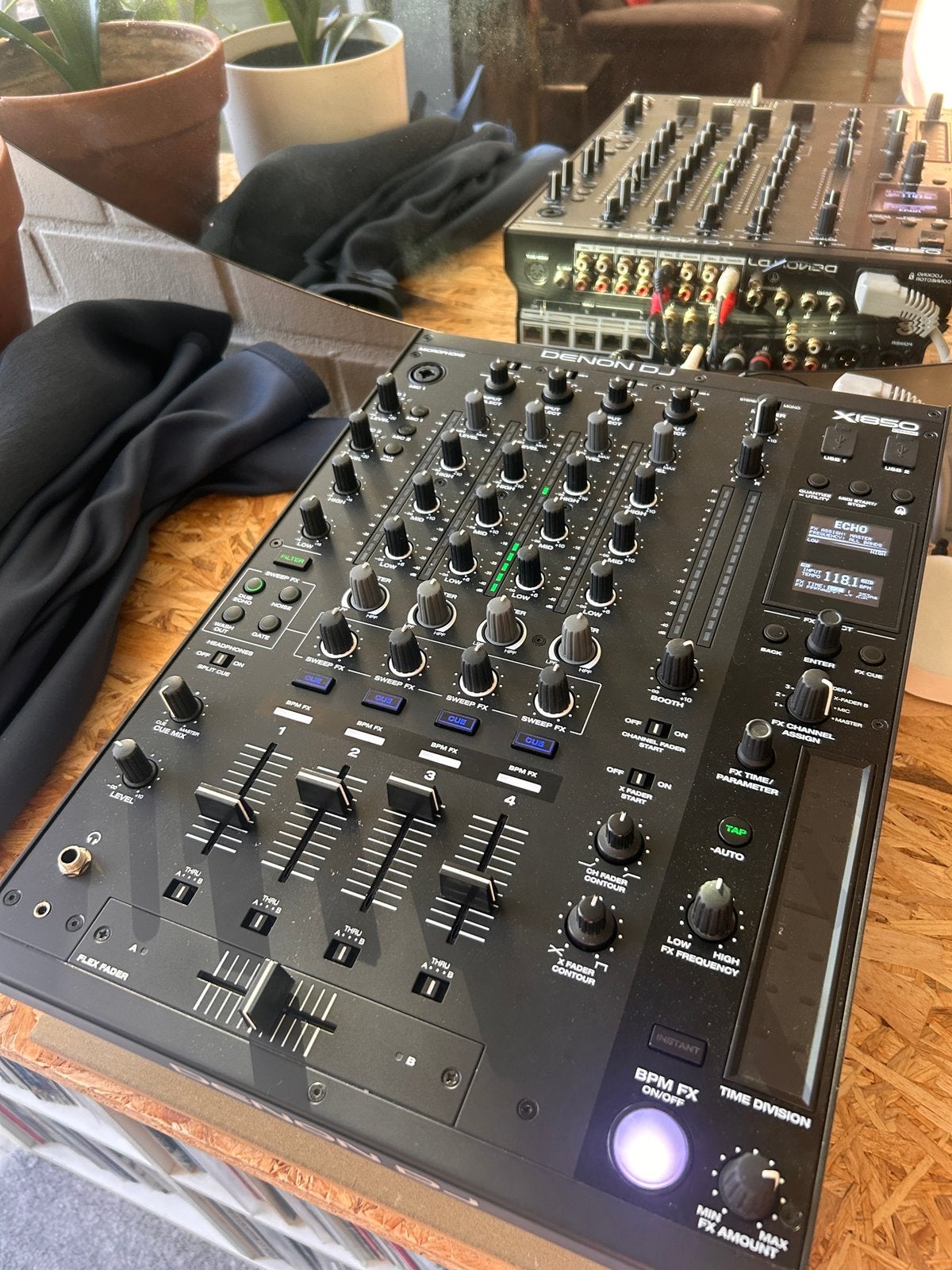 Denon DJ X1850 Prime Mixer, Muziek en Instrumenten, Dj-sets en Draaitafels, Ophalen, Zo goed als nieuw, Denon