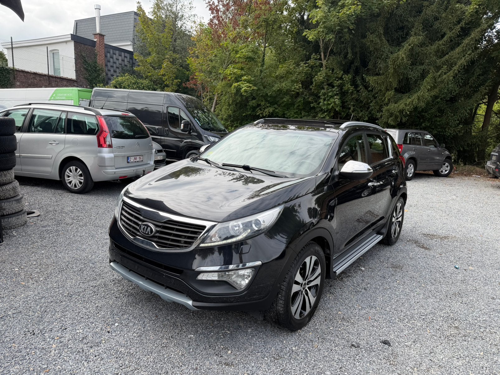 Kia Sportage 2.0 CRDI jaar 2013 275.000 km, Auto's, 100 kW, Zwart, 4 cilinders, Zwart