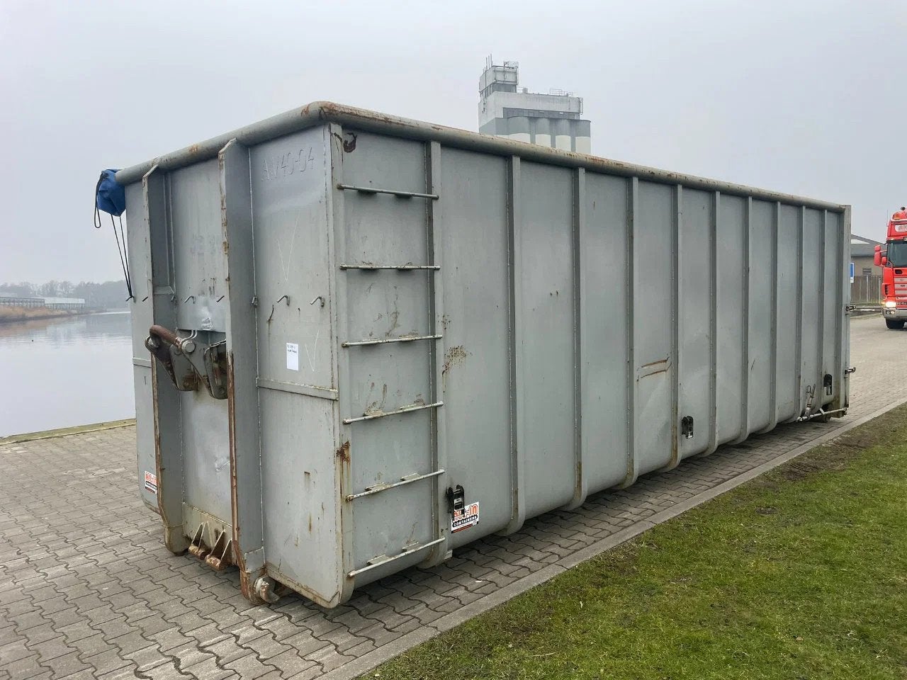 All-in 40m3 vloeistofdichte containers