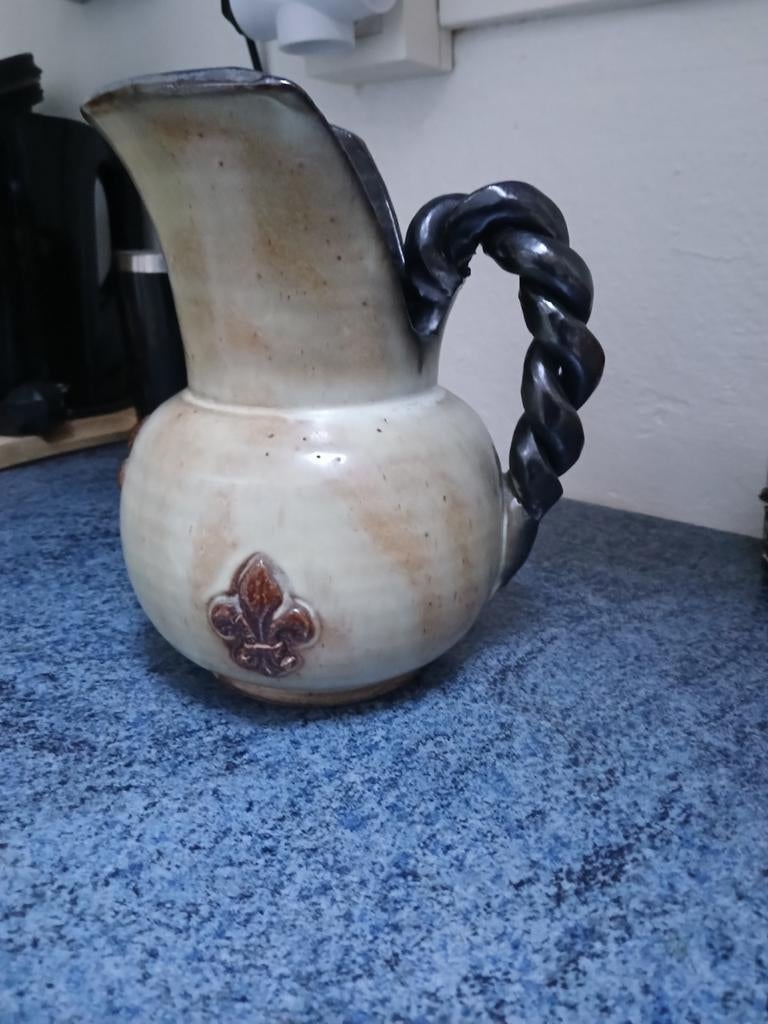 Cruche fleur de lys, Antiek en Kunst, Ophalen