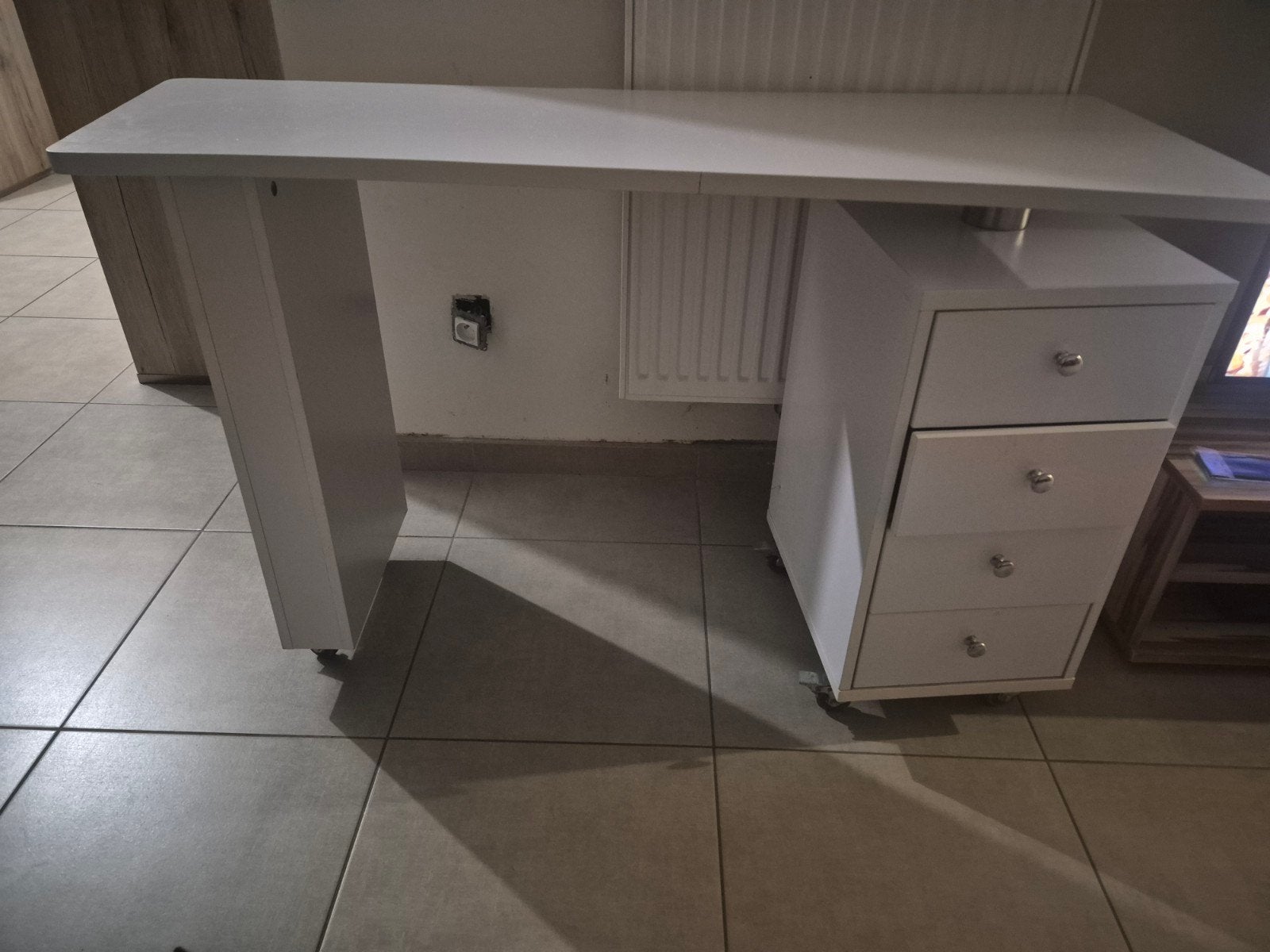 profesionele manicure tafel, Ophalen