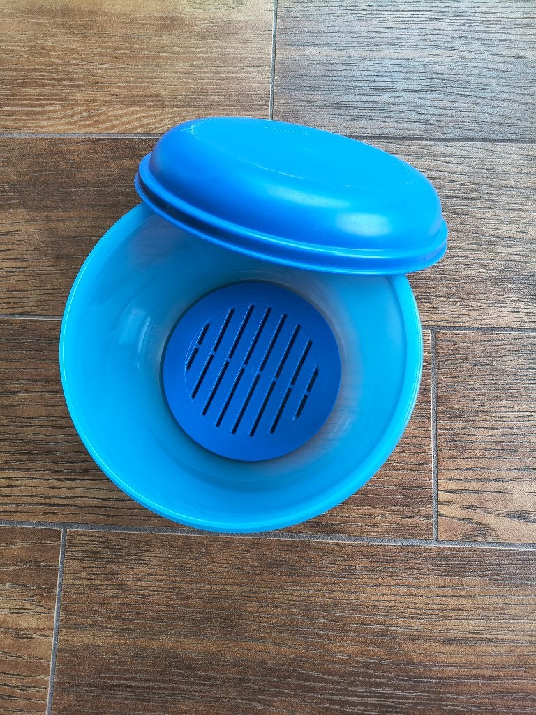 Tupperware ruimtebol / groentekom / slakom 2 liter, Ophalen of Verzenden, Gebruikt, Blauw