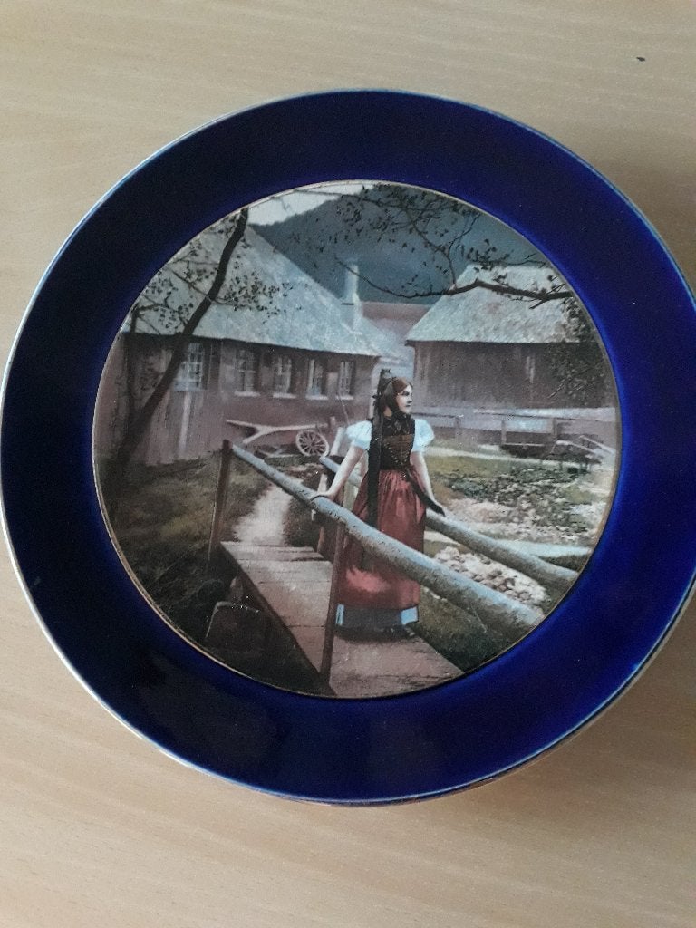 ASSIETTE ANCIENNE"SARREGUEMINE", Enlèvement