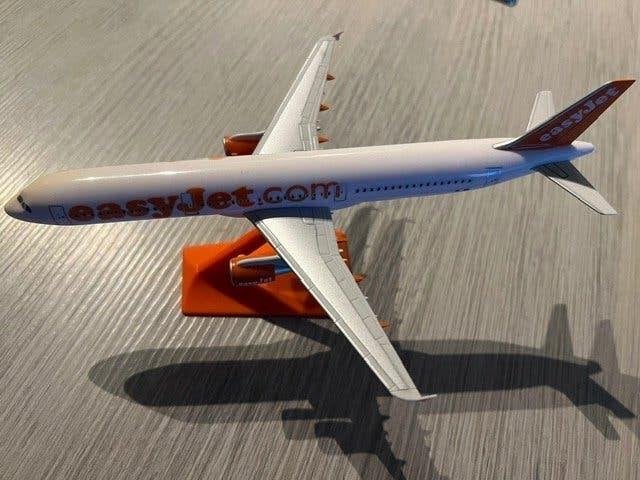EasyJet Airbus, Verzamelen, Ophalen of Verzenden, Zo goed als nieuw, Schaalmodel