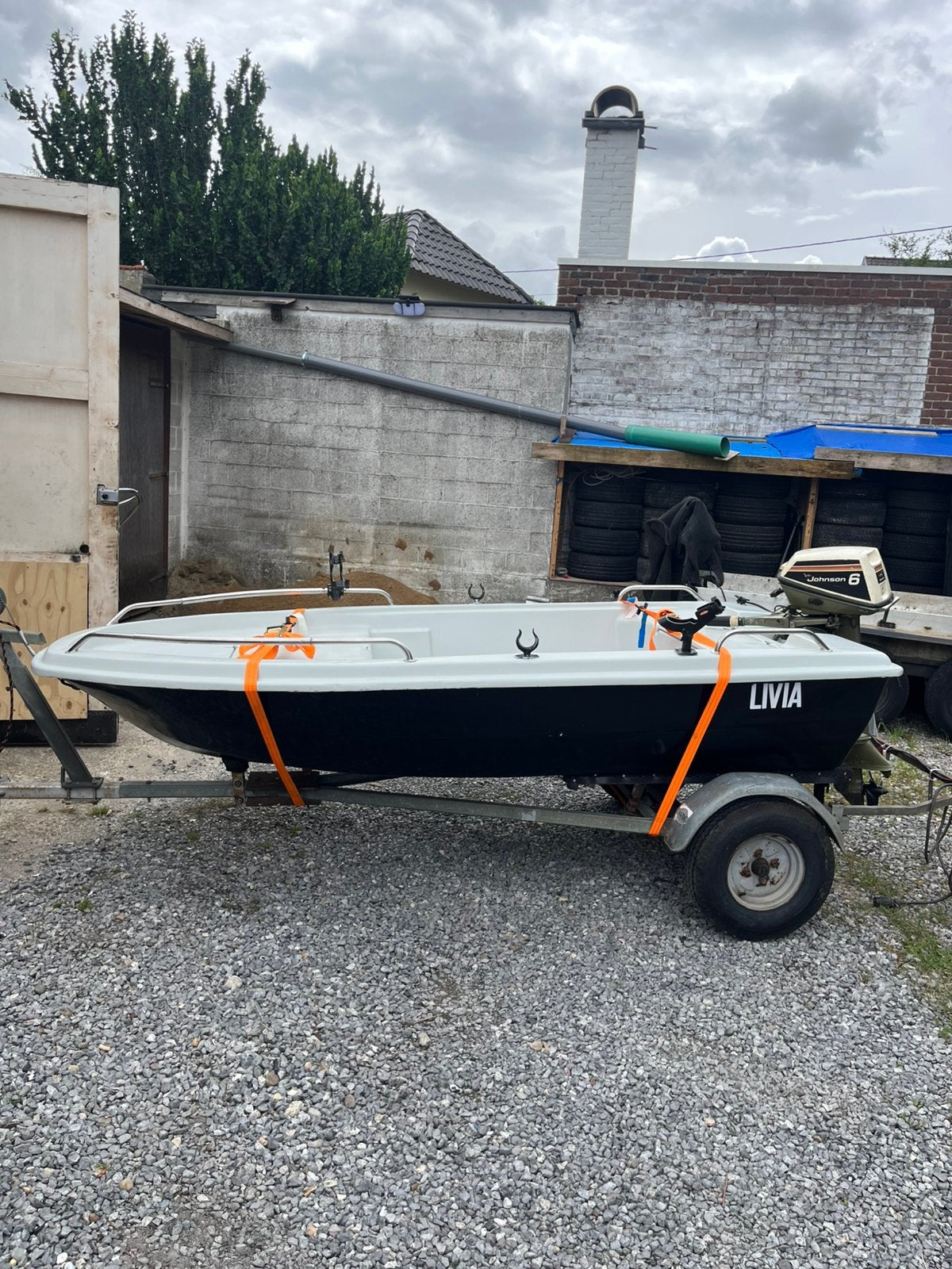 Leuk Bootje, Watersport en Boten, Motorboten en Motorjachten, Ophalen, Zo goed als nieuw, Trailer