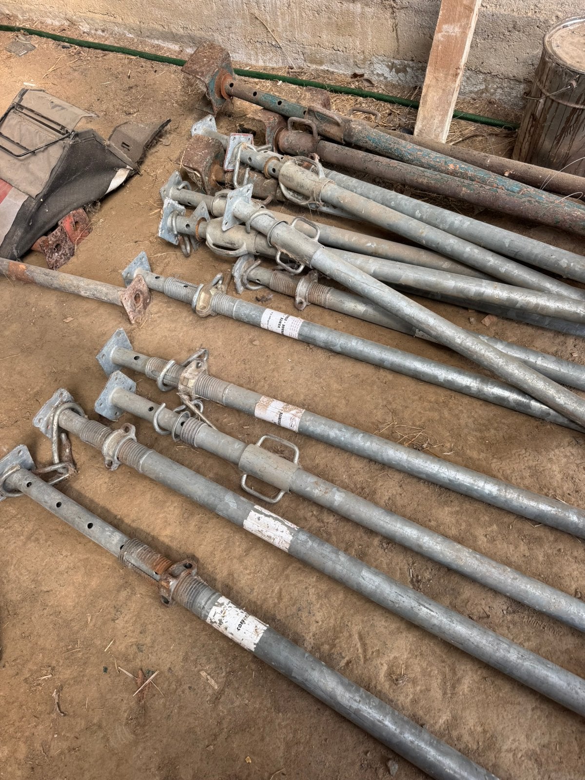 Etancons a vendre, Bricolage & Construction, Enlèvement, Utilisé