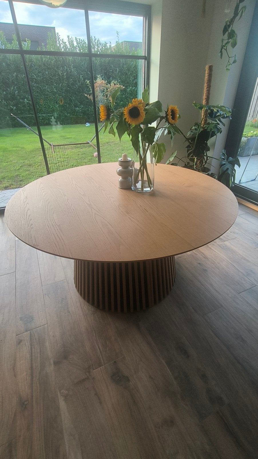 ronde uitschuifbare eettafel, Huis en Inrichting, Ophalen, Overige materialen, Rond, 200 cm of meer