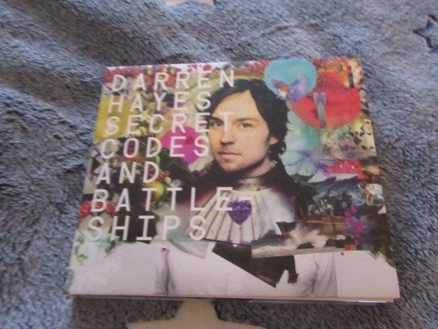 2 cds: Darren Hayes - Secret Codes and Battleships, Pop, Ophalen of Verzenden, Zo goed als nieuw, Verzamelalbum