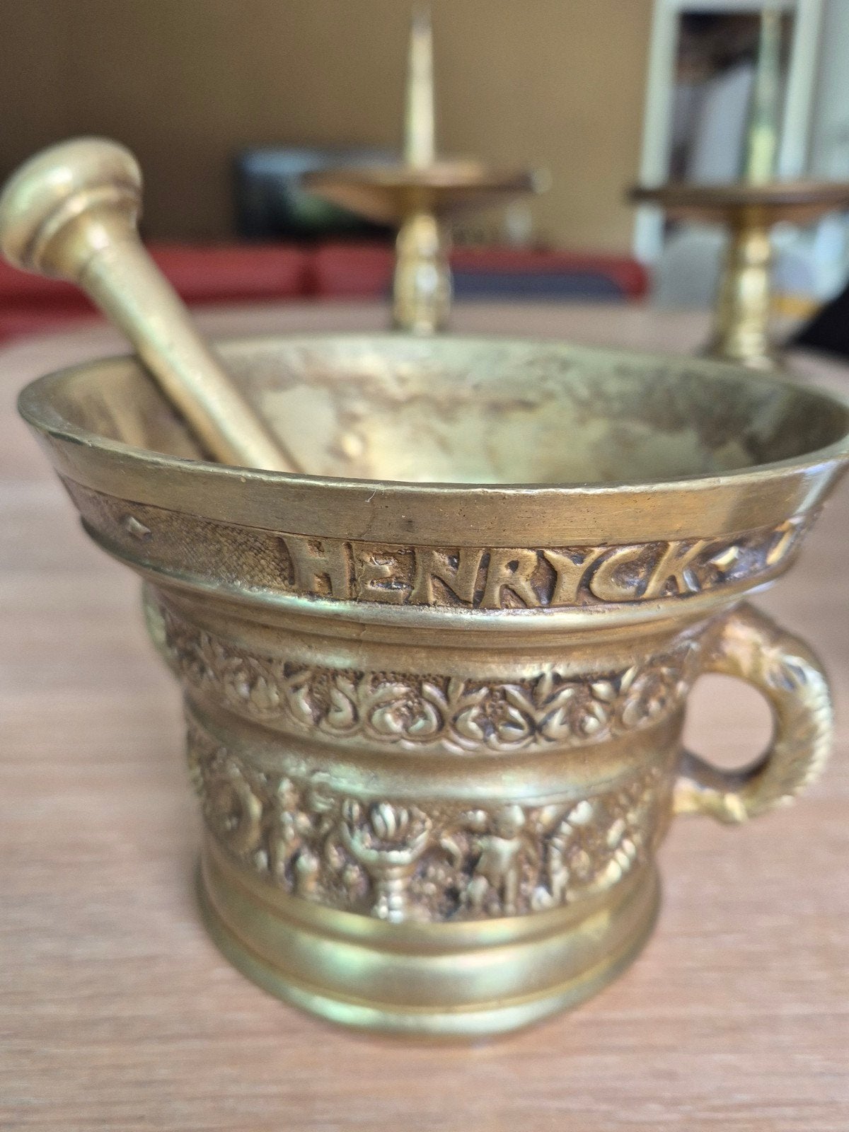 Bronzen vijzel Henryck ter Horst, Ophalen