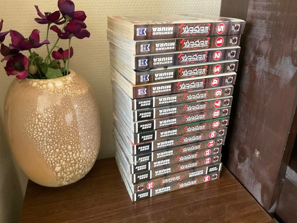 Berserk Manga VOL 1-15, Boeken, Meerdere comics, Ophalen, Gelezen, Japan (Manga)