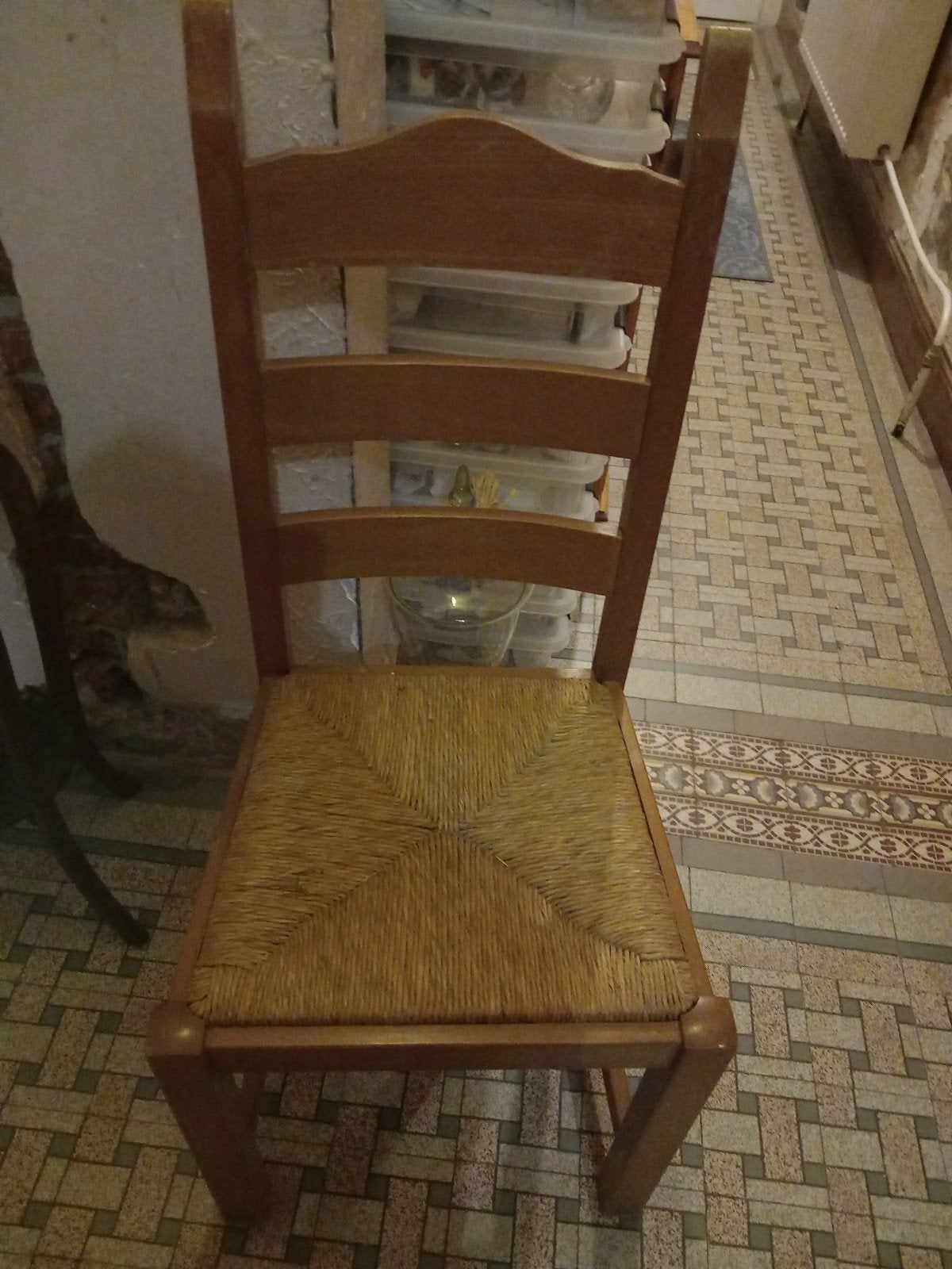 6 chaises en bois+ cannage, Enlèvement