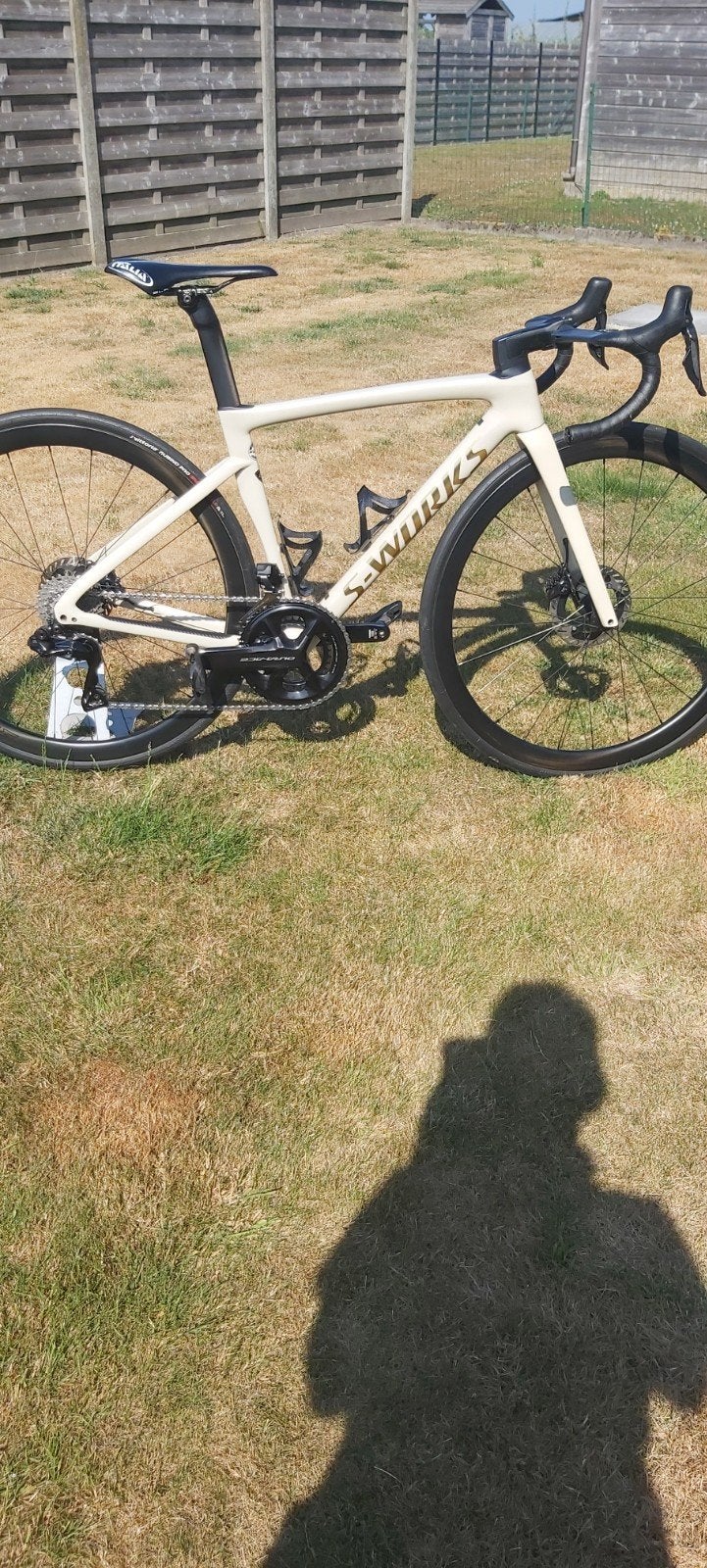 Tarmac Sworks SL7, Enlèvement, Carbone
