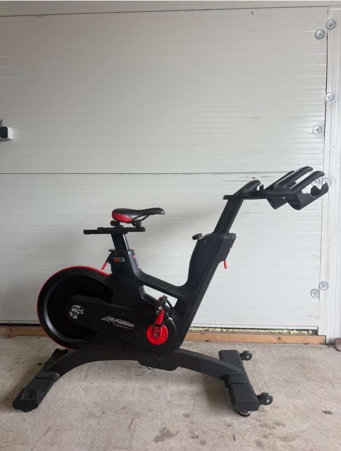 Life Fitness ICG IC7 spinningbike / BJ2020 / 15 stuks, Ophalen, Gebruikt, Benen, Overige typen