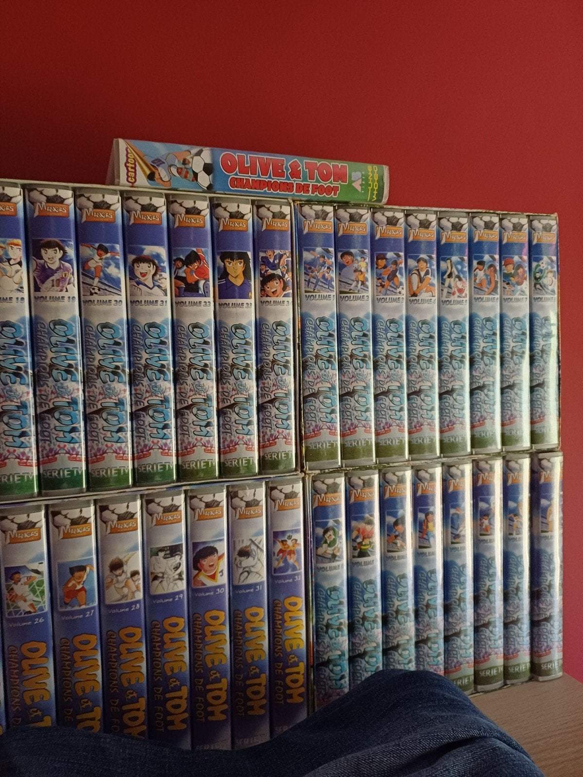 vhs Olive et Tom . 33 VHS, Enlèvement ou Envoi, Français, VHS, Coffret