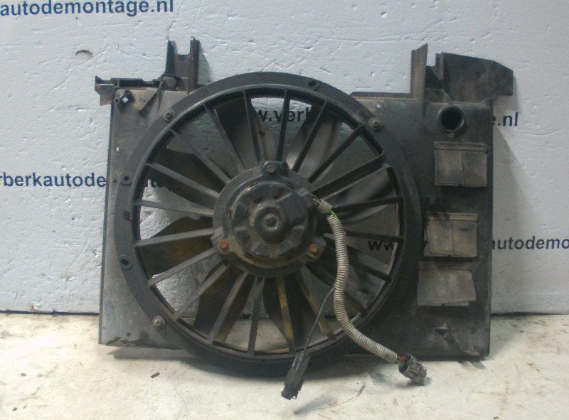 VENTILATEUR MOTEUR Volvo V70 (GW / LW / LZ), Info@volvocars.com, Volvo Car Germany GmbH, Siegburger Straße 229
50679  Köln, DE