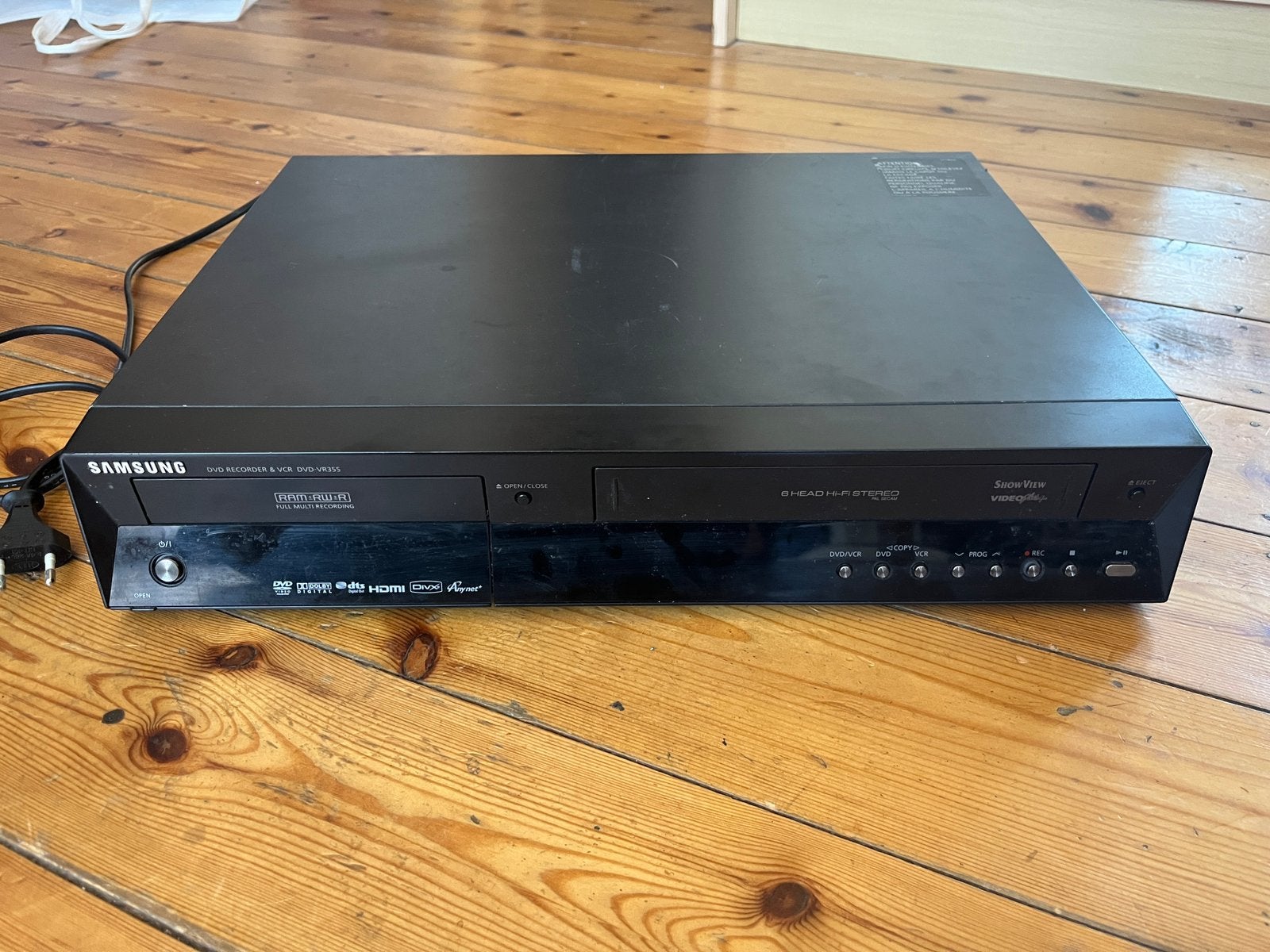 Enregistreur DVD Lecteur VCR SamsungDVDVR355 Vendu en l'état, TV, Hi-fi & Vidéo, Lecteurs DVD, Comme neuf, Enregistreur DVD, Samsung