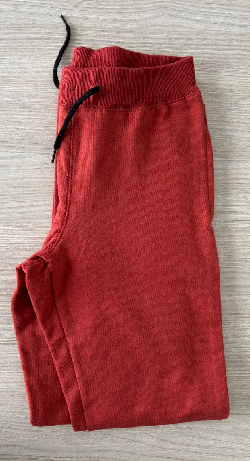 Nieuwe joggingbroek Name it (maat 146, 11 jaar), Kinderen en Baby's, Ophalen, Zo goed als nieuw, Jongen, Sport- of Zwemkleding
