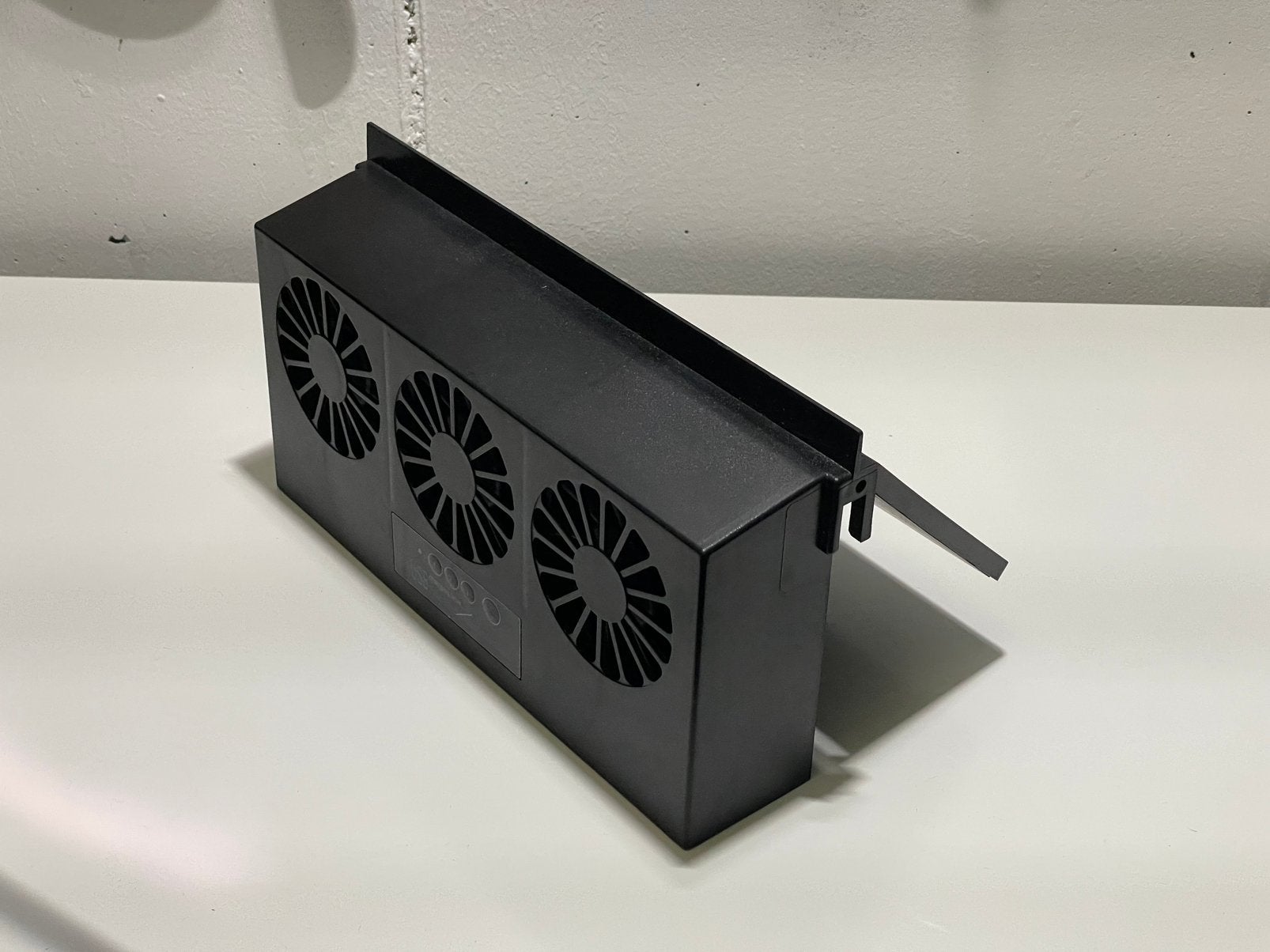 Auto ventilatie met zonnepanelen bij het parkeren, Enlèvement ou Envoi