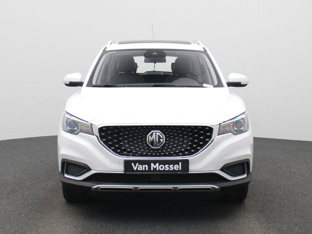 MG MG ZS EV Luxury 45 kWh SOH 91% | LEDER | CAMERA | PANO DA, Auto's, 45 kWh, Gebruikt, Parkeersensor, ZS
