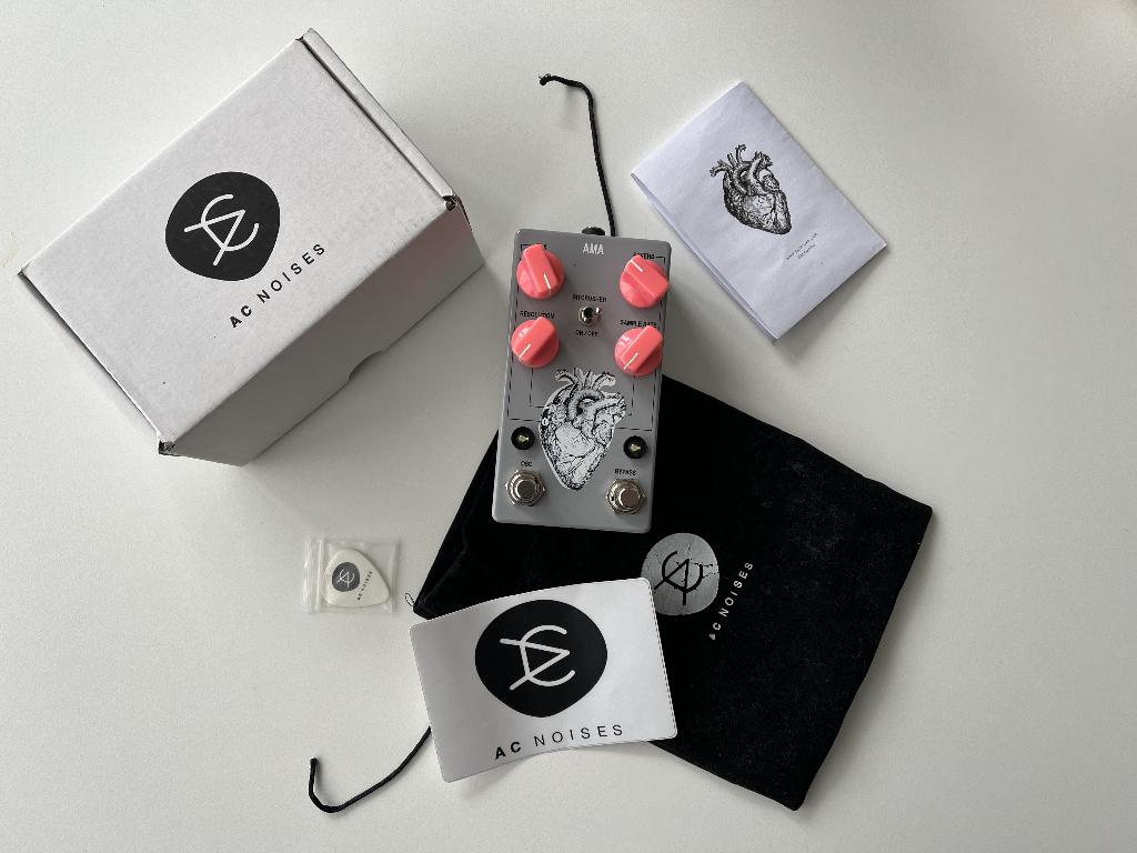 AC Noises AMA - reverb/bit-crush boutique pedal, Ophalen of Verzenden, Zo goed als nieuw, Distortion, Overdrive of Fuzz