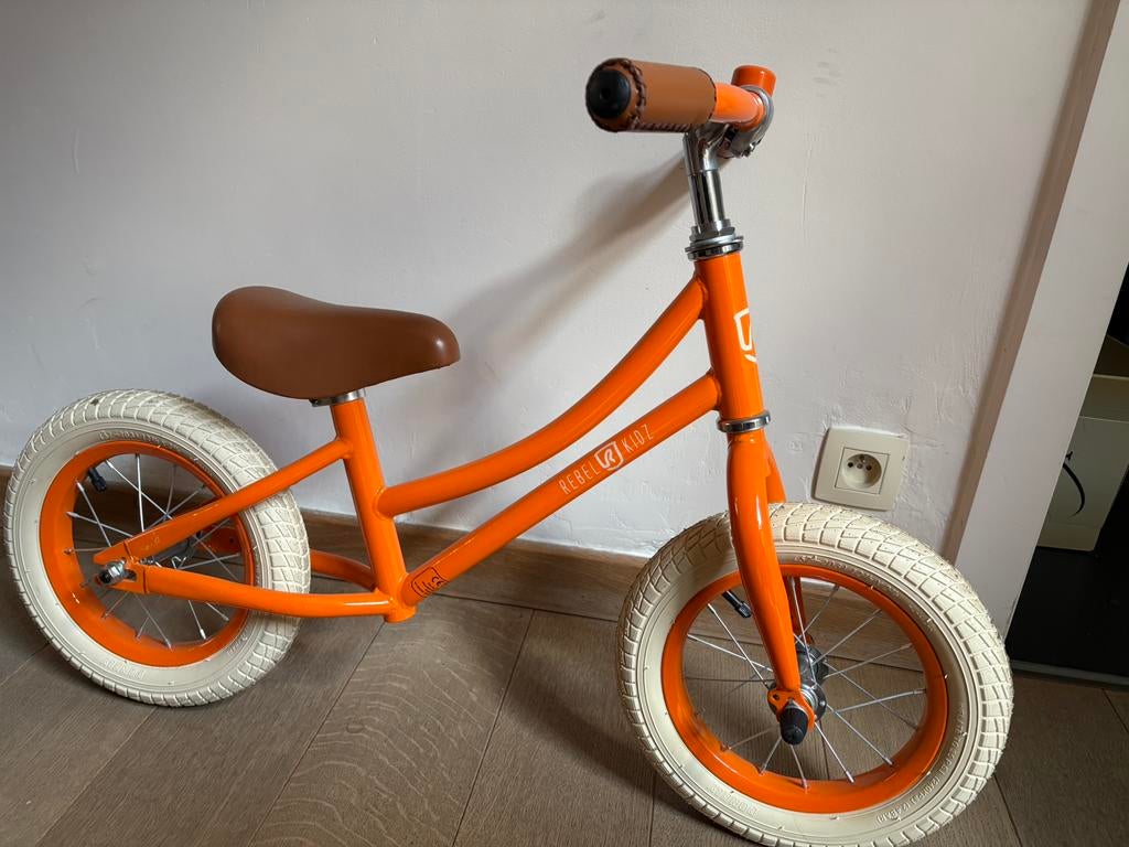 Loopfiets Rebel Kidz retro oranje 12,5”, Ophalen, Zo goed als nieuw, Minder dan 16 inch, Rebel Kidz
