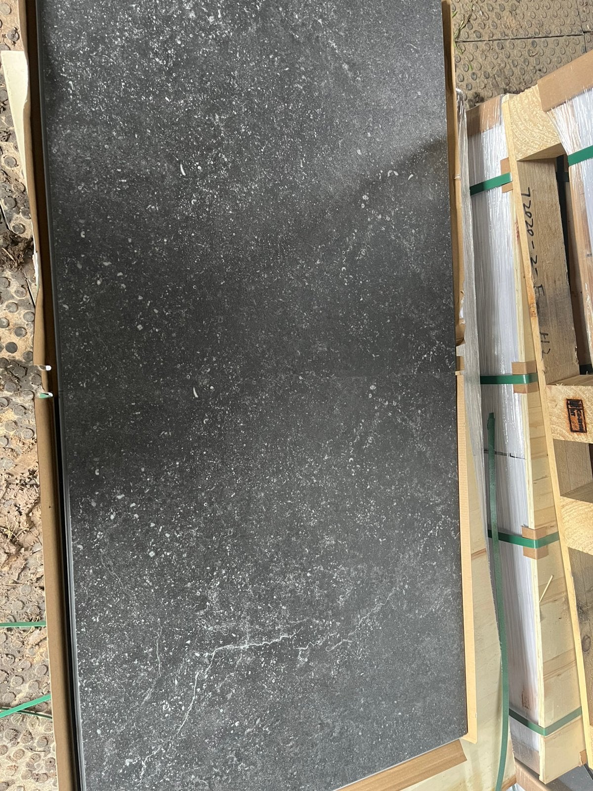 Spc tegels 60x60 belgium blue, Doe-het-zelf en Bouw, Tegels, Nieuw, Vloertegels, Overige materialen, Ophalen