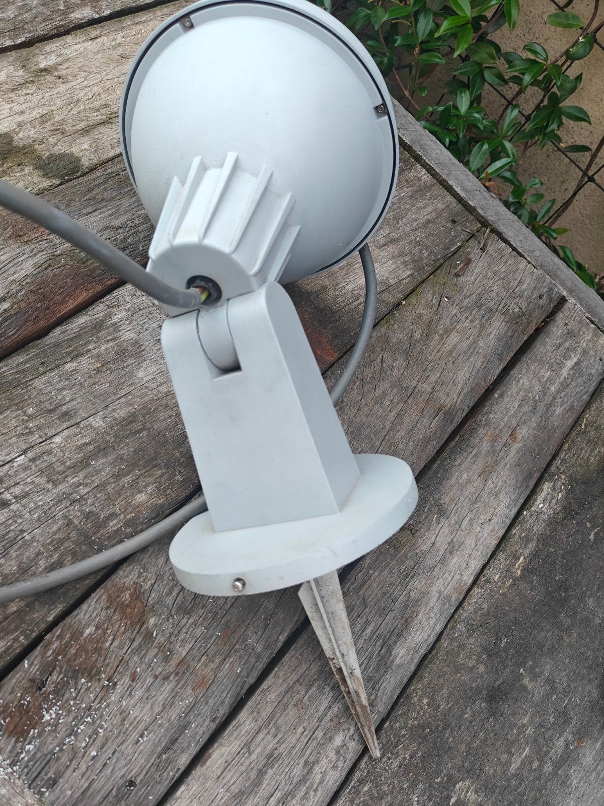 Buitenspot alu Philips, mat grijs, E27, Huis en Inrichting, Lampen | Spots, Ophalen, Overige materialen, Gebruikt, E27 (groot)