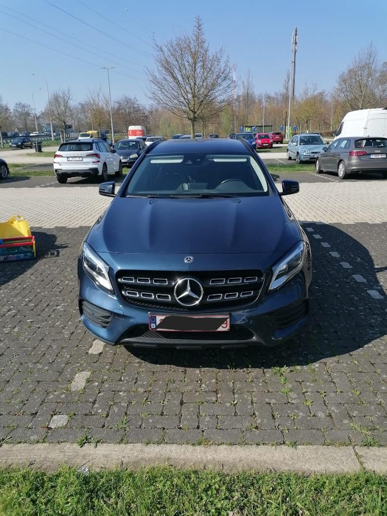 Mercedes-Benz GLA 200 - benzine - 2020, Auto's, Blauw, 1595 cc, 5 zetels, Particulier