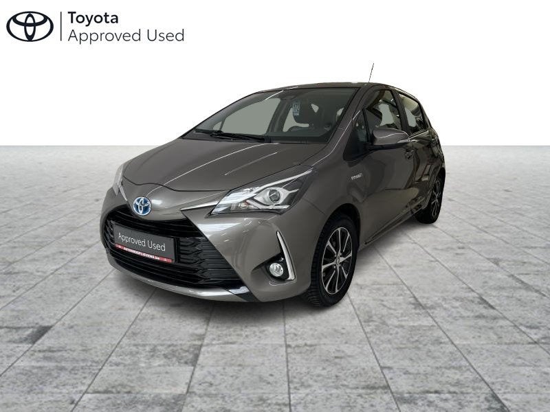 Toyota Yaris 1.5 HYB COMFORT + ICONIC PACK, Automaat, 1497 cc, Euro 6, Overige kleuren