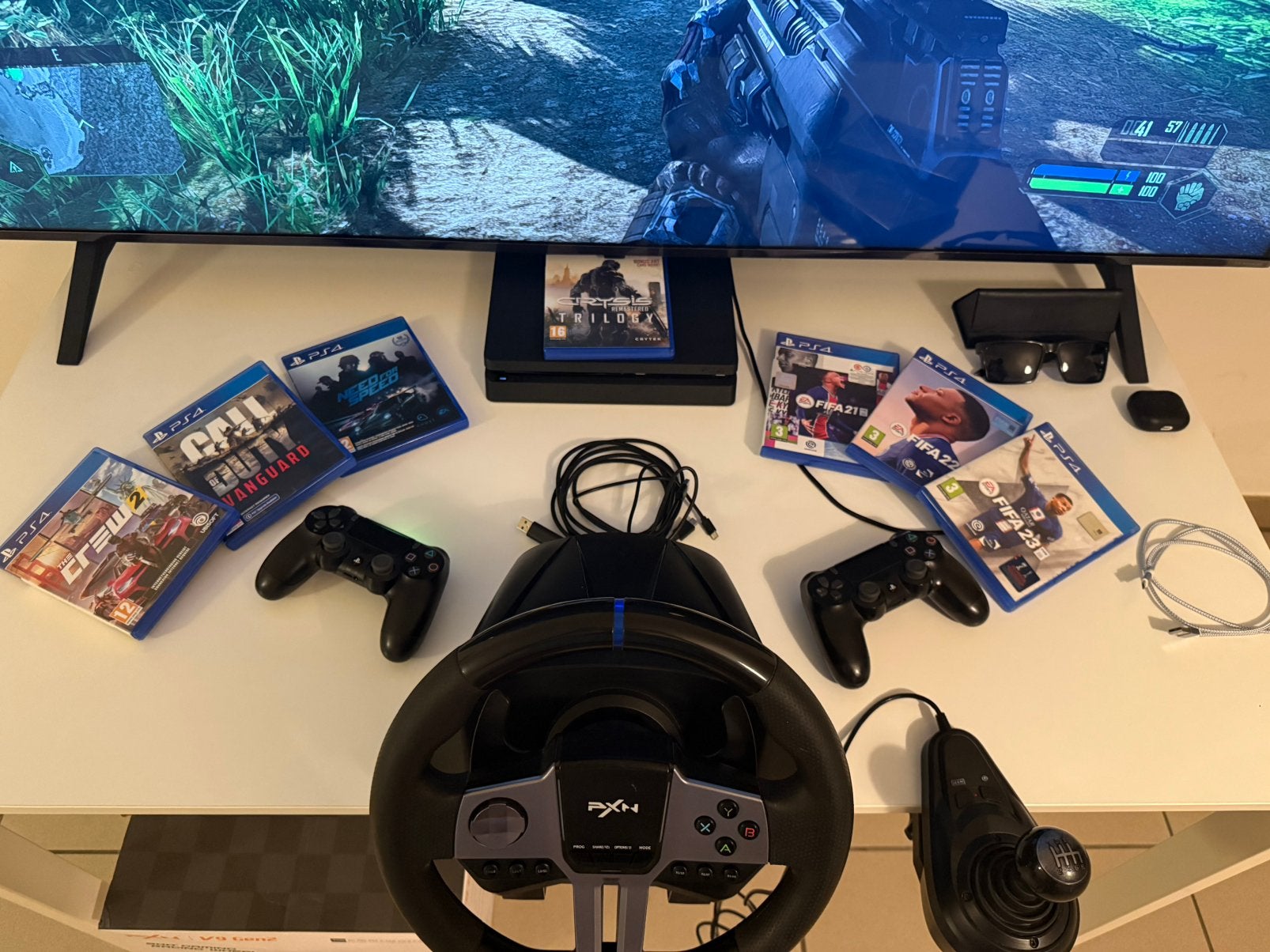 Ps4 + games and pxn wheel, Ophalen, Zo goed als nieuw