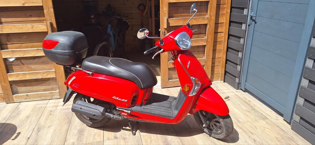 Scooter Kymco Like50, Essence