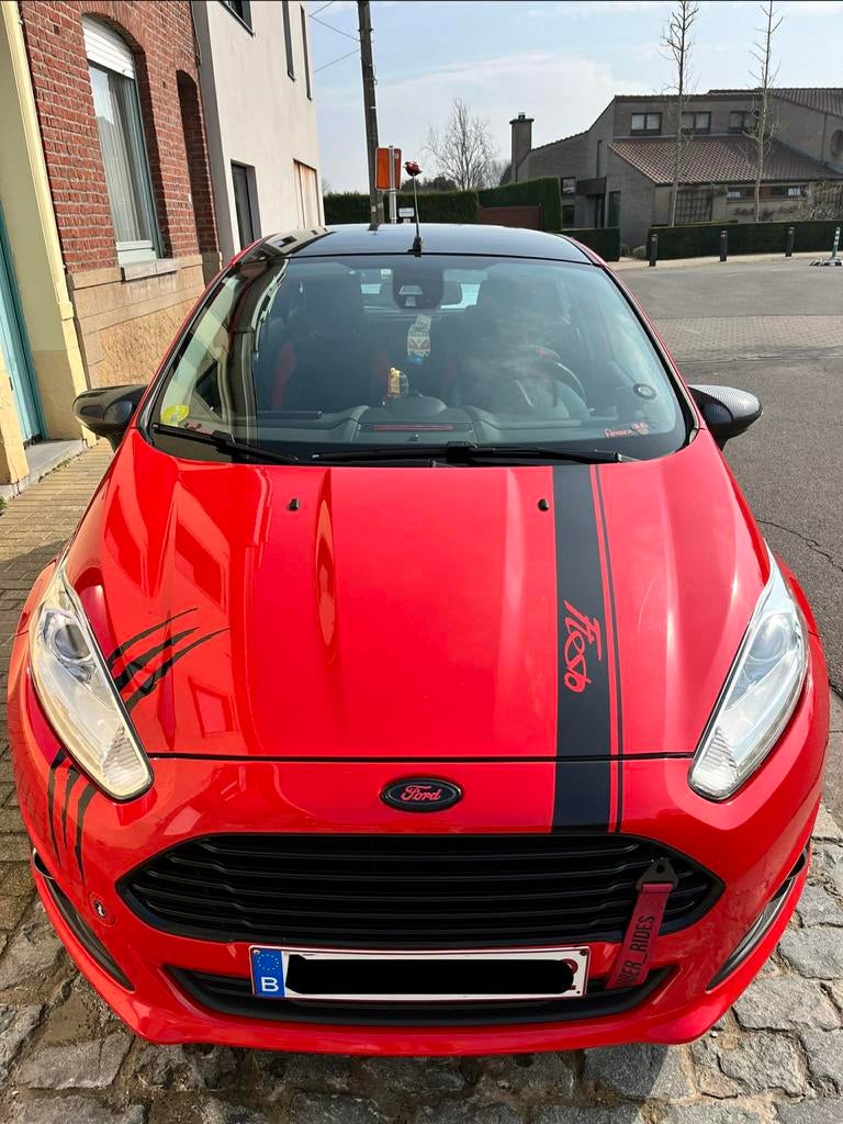 Ford fiesta EURONORM 5, Auto's, Ford, Voorwielaandrijving, Stof, Zwart, 4 cilinders