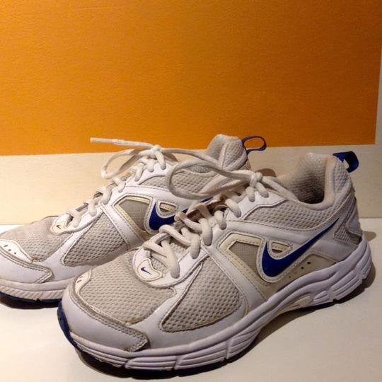 Nike Dart 9 damessneakers p.36/23 cm, Ophalen of Verzenden, Schoenen