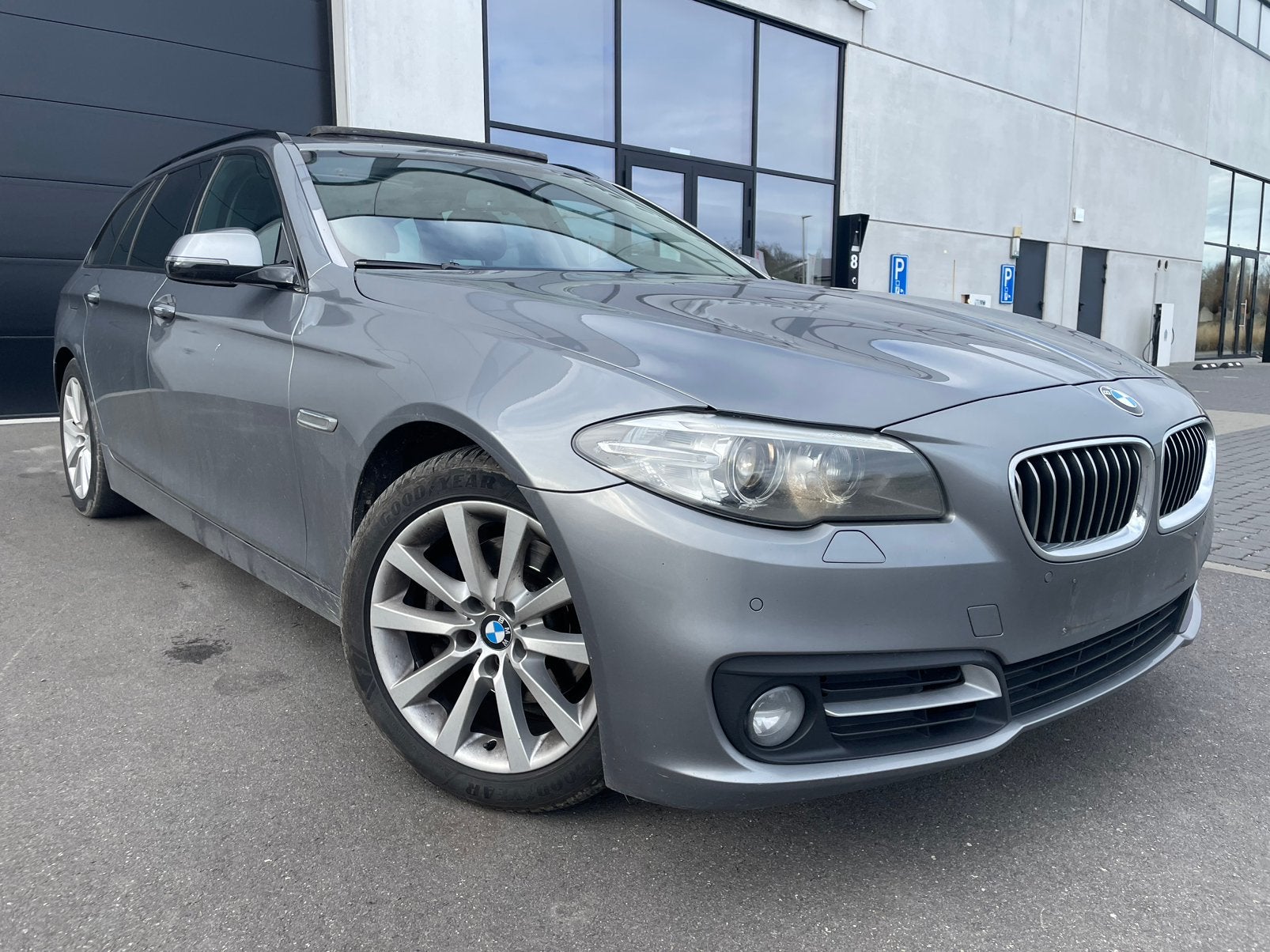 BMW 520dA Pano/Xenon/Euro6b, Auto's, BMW, Bedrijf, 5 Reeks, ABS, Airbags, Airconditioning, Automatische klimaatregeling, Bluetooth